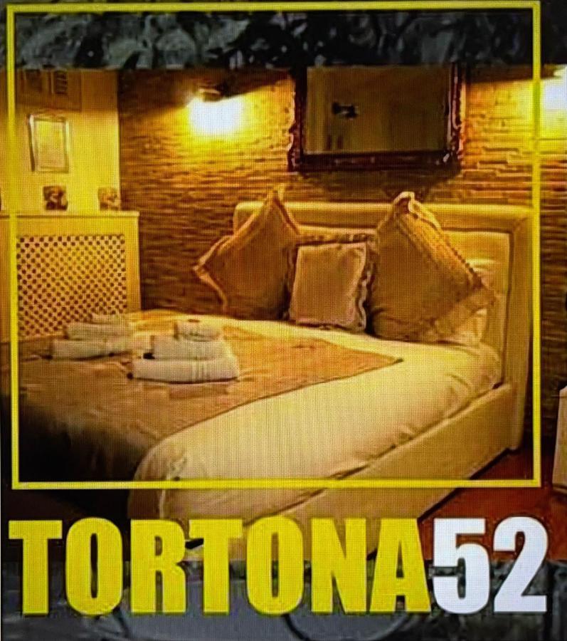 Bed and Breakfast Bb Tortona Мілан Екстер'єр фото